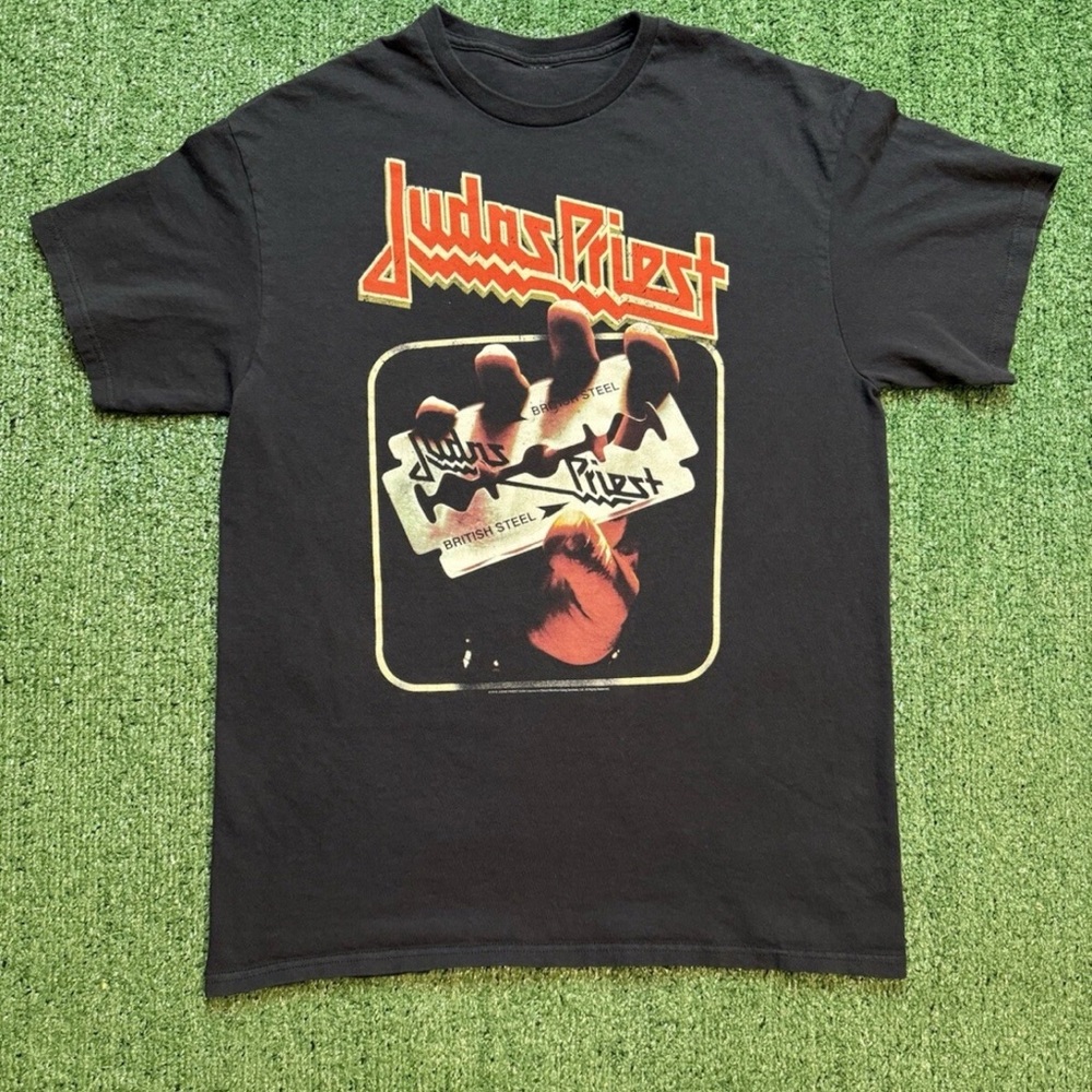 Vintage & Rare 2016 JUDAS PRIEST
British Steel T-Shirt Size Large Heavy Metal